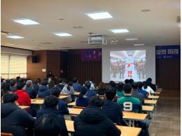 대통령 직속 국가인공지능전략위원회 위원 초청 김해시, AI 대전환 시대 전문가 특강 개최 기사 이미지