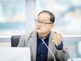 성남시의회 이군수 의원, 예결위 마지막 날 교통약자·학생 통학 불편 해소 촉구 ! 기사 이미지