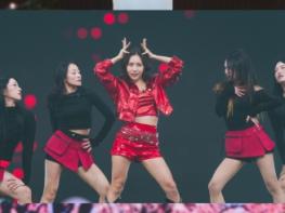 TV CHOSUN '미스트롯4' 일대일 데스매치에서 17대 0 몰표 터졌다! '말도 안 돼!' 압승에 '탄성' 기사 이미지