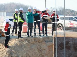 예천군, 신도청 외곽도로(모아엘가~홍구동사거리) 개설 현장점검 기사 이미지