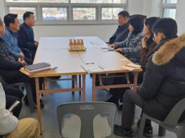 인천 서구, 설연휴 대비 시내버스 청결 및 안전점검 실시... '쾌적하고 안전한 대중교통 서비스 제공' 기사 이미지