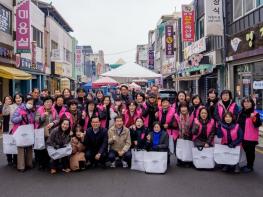 증평군, 명절 앞두고 장뜰시장 장보기...전통시장 활력 불어넣어 기사 이미지