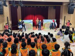 부산 서구 한형석 자유아동극장, 부산시립극단 초청 공연 기사 이미지