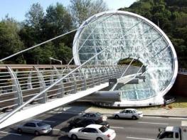 서초구, 새봄 맞아 아쿠아아트 육교 워터스크린 시원하게 가동! 기사 이미지