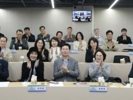 이상일 용인특례시장 '용인 반도체에 대한 전력·용수공급 계획을 정부가 세워놓고도 실행 의지를 보이지 않는 것은 국가경쟁력을 스스로 훼손하는 행위나 다름없다' 기사 이미지