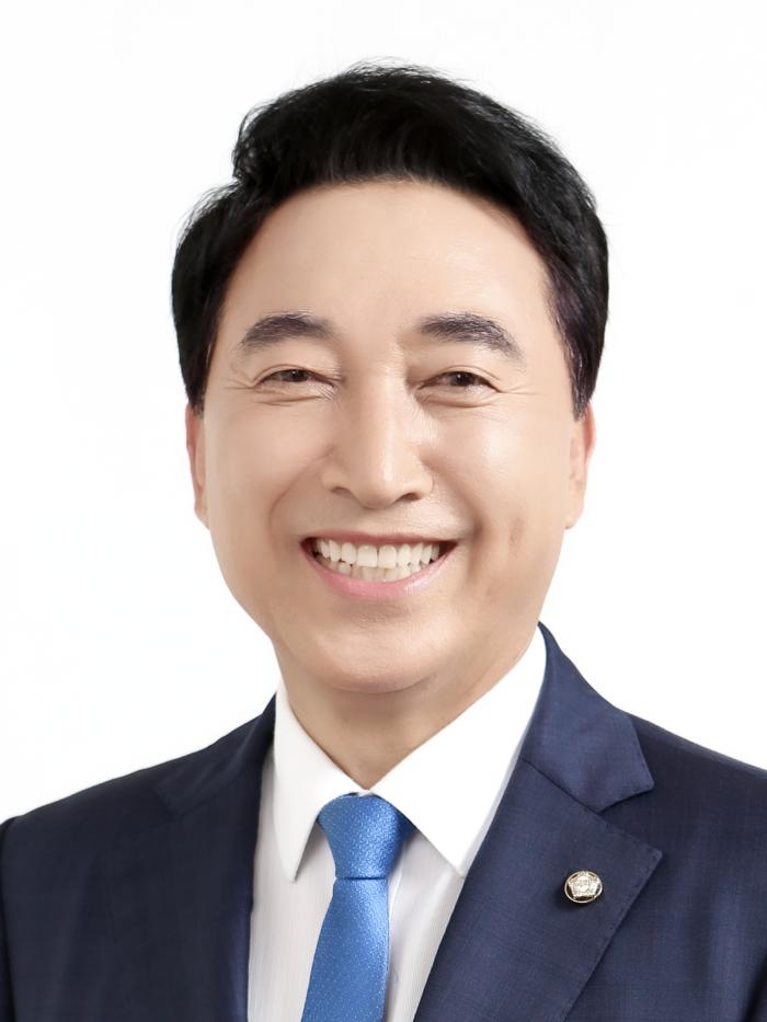박수현 지지율, 민주당 앞질렀다..충남지사 판세 박수현 대세론 신호탄