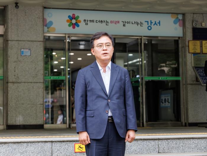 진교훈 강서구청장 재선... “구민 뜻 받들어 더 큰 강서 열겠다”
