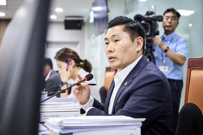 김지호 의원, “사고 뒤 수습보다 예방이 먼저…”  도로 안전예산 감액 제동