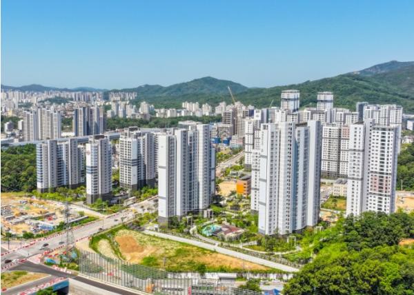 과천시, 지식정보타운 과천대로 방음벽 설치 관련 주민 의견 수렴…“관계기관과 대안 협의”