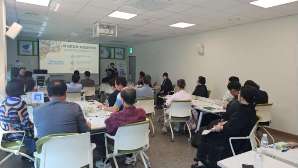 산청군, 찾아가는 도민예산학교 운영 기사 이미지