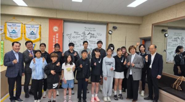 서산교육지원청, 제55회 전국소년체육대회 대비 학교운동부 훈련 현장 격려 방문 실시 기사 이미지