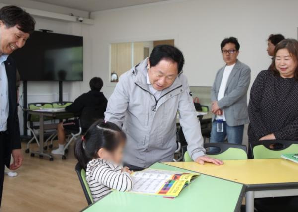 “현장에 답 있다”… 남양주시, 시민 생활 밀접 사업 ‘정책현장 투어’ 실시  기사 이미지