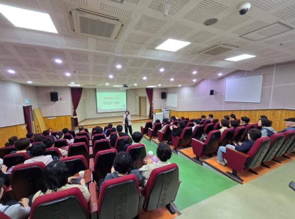 전주시 평화도서관, 5월 문화가 있는 날 성료 기사 이미지