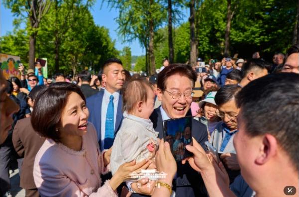 이재명 대통령 부부, 서울 어린이대공원 깜짝 방문