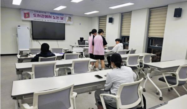 단양교육도서관, 중간고사 기간 야간연장 시범운영 실시 기사 이미지