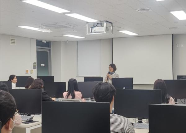 구미교육지원청, ‘디지털 튜터’ 통해 학교 스마트기기 밀착 지원 기사 이미지