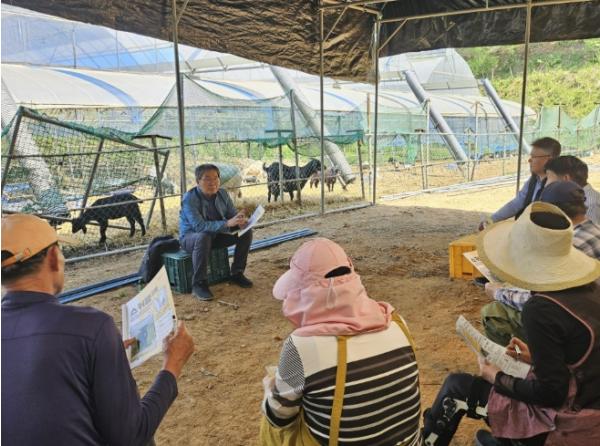 안산시농업기술센터, 염소농가 대상 맞춤형 전문컨설팅 실시 기사 이미지