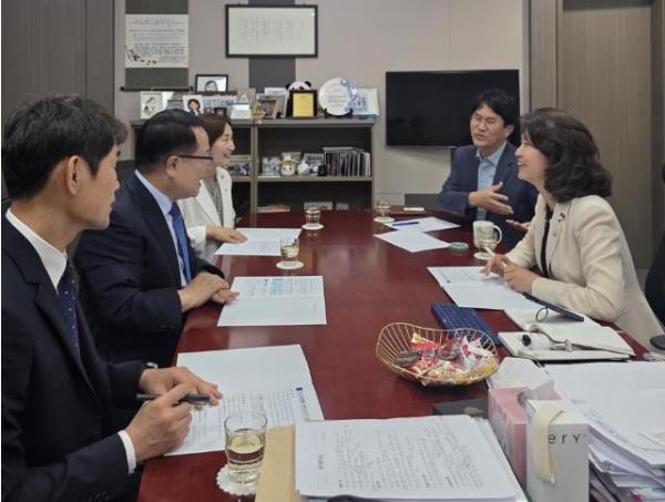 정헌율 익산시장, '공공기관 이전·국비 확보' 전면전