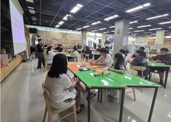 청송교육지원청, 미래 산업을 만나다, 신산업 진로 탐색 기사 이미지