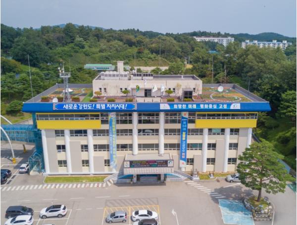고성군, 2026 해수욕장 수상안전요원 150명 채용… ‘기본급 13만 원’으로 인상