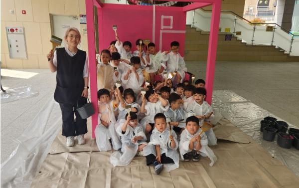 하소생활문화센터 산책, 아이들의 손끝으로 ‘카프리’ 색을 입다 기사 이미지