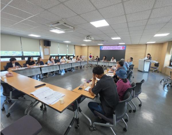 예산군, 학교급식 관계자 한자리… 지역산 식재료 공급 확대 머리 맞대 기사 이미지