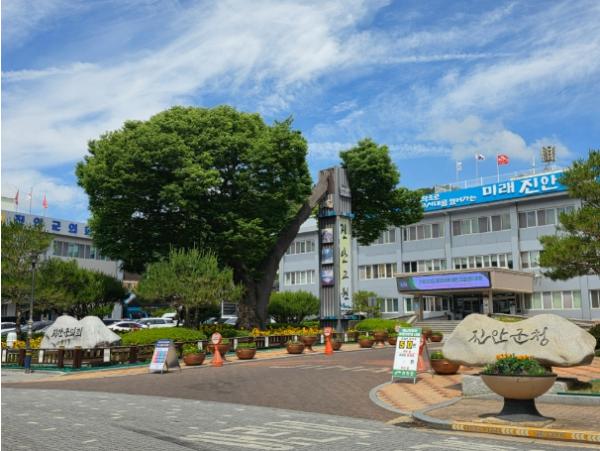 진안 마이산 여행자센터, 어린이 놀이공간 ‘마이키즈카페’로 새 단장
