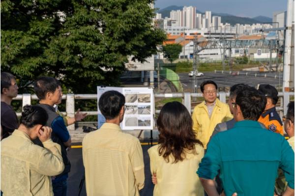 최홍규 부시장 주재로 군포시 긴급대응… 금정고가차도 통행 재개