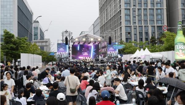 강서구 빗속에서도 뜨거운 MCT축제, 인파 몰리며 대성황