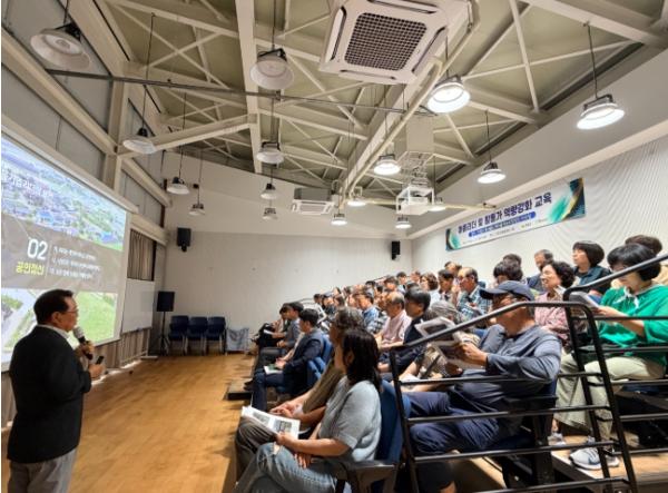고민은 나누고 마음은 더하고, 함께 성장하는 리더십 교육 의성군, ‘2026 마을활동가 역량강화교육’ 실시 기사 이미지