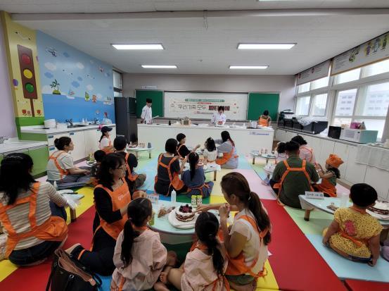 울진군 어린이·사회복지급식관리지원센터, 가족 참여형 영양교육 프로그램 운영 기사 이미지