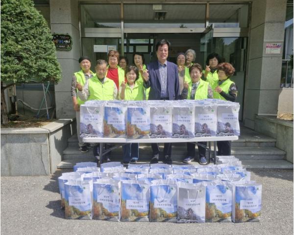 단양군 대강면지역사회보장협의체, 취약계층 대상 먹거리 나눔 활동  기사 이미지
