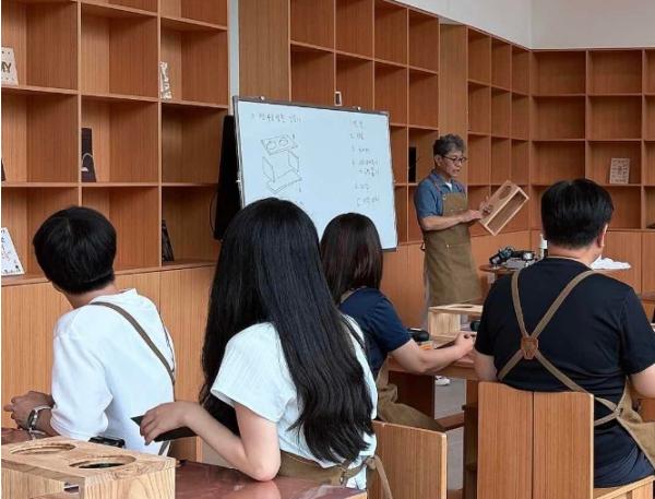 춘천시, ‘나만의 목제품 만든다’ 약사천 목공체험장 시범운영