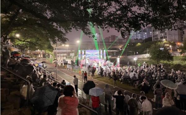 연제구, 촉촉한 여름밤, 감성은 더 깊게… 연제 여름밤 콘서트 성료 기사 이미지