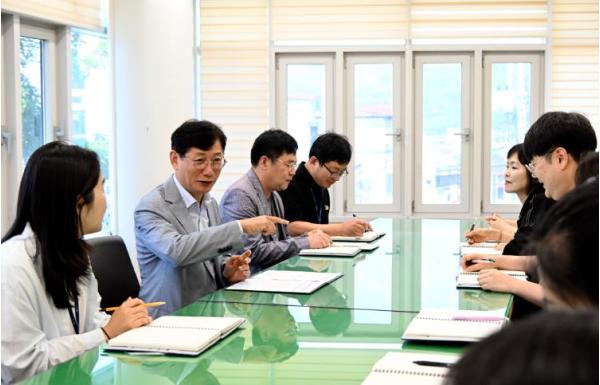 장수군, 복지업무 담당 공무원 간담회 개최 기사 이미지