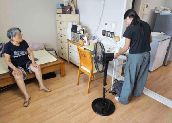 고양시 풍산동, 폭염 취약계층 안부 확인 및 전수조사 추진 기사 이미지