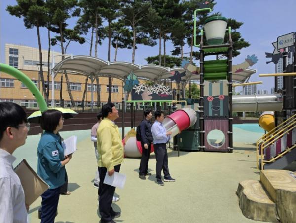 홍성군, 여름철 물놀이형 어린이놀이시설 민관합동 안전점검 실시 기사 이미지