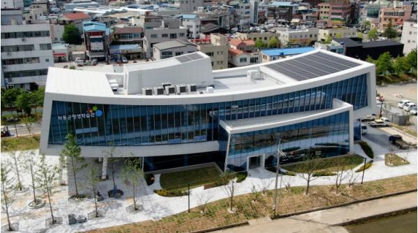 배움과 문화 잇는 복합공간..하동군 평생학습관 정식 개관 기사 이미지