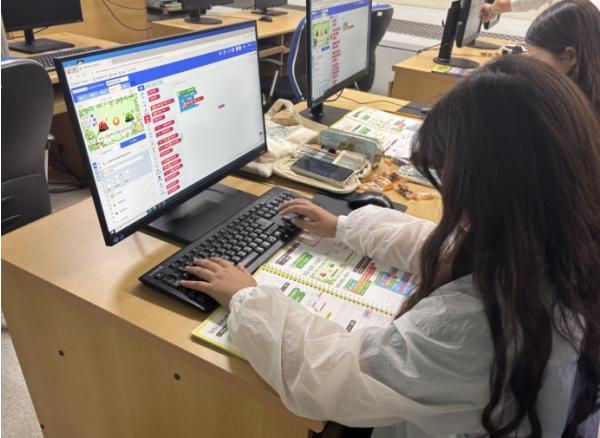 구미시립중앙도서관, 국비 공모 5관왕…독서·인문문화 프로그램 확대 기사 이미지