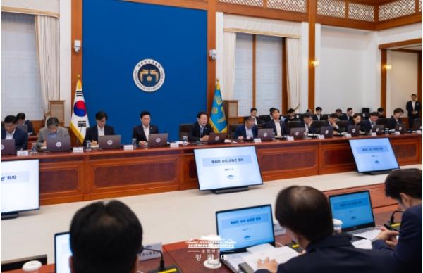 이재명 대통령, 제40차 수석보좌관회의 주재