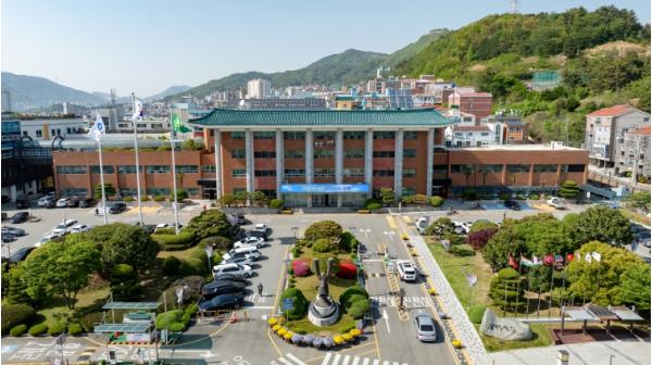 김해시 ‘염소 농가 FTA 직불금’ 신청 접수수입량 증가 가격 하락 피해 보전 기사 이미지