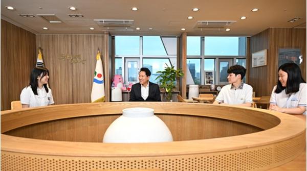 오세훈 시장, 15일 서울런 우수회원 격려 간담회