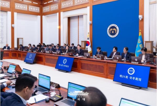 이재명 대통령 '부동산 조세 제도, 국민의 상식과 눈높이에 기초해 정비'