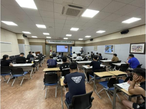 부여군, 초보 원예농가 스마트팜 안착 지원 기사 이미지
