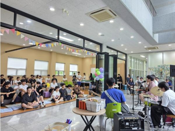 산청군청소년수련관, Summer 연합버스킹 기사 이미지