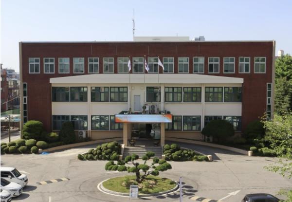 파주교육지원청, 실용성과 활동성을 모두 잡았다! 학생·학부모가 만족하는 편한교복 본격 도입 기사 이미지