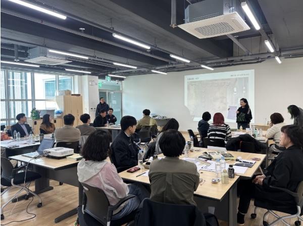 대전 도심 유휴공간, 시민 손길로 행복정원 탈바꿈 기사 이미지