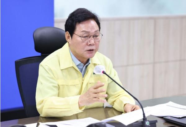 “폭염·가뭄은 재난... 인명피해 없도록 현장 대응 총력” 박완수 경남도지사, 비상대책회의서 총력 대응 지시 기사 이미지