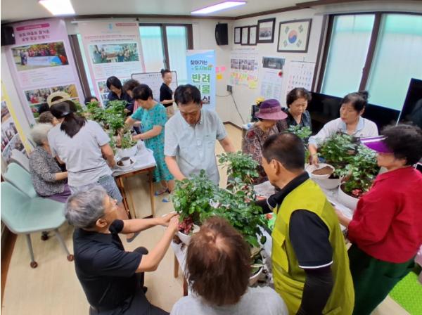 천안시농업기술센터, ‘찾아가는 도시농업’ 운영 기사 이미지