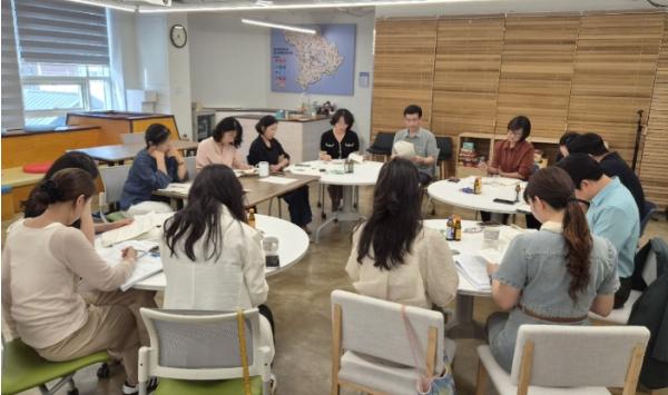 전주교육지원청, 지역과 함께 만드는 ‘전주형 교육혁신 모델’ 구체화 기사 이미지